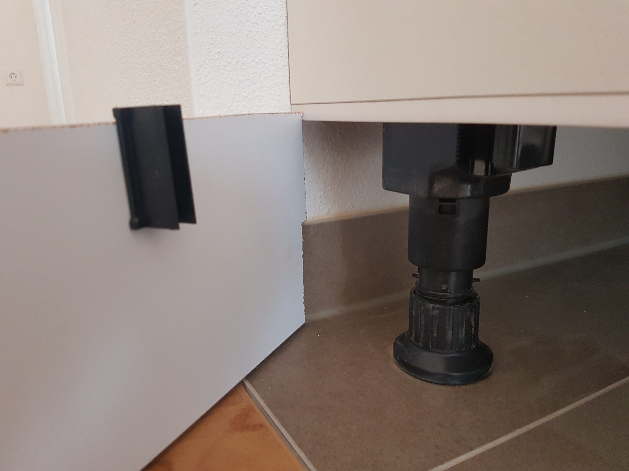 6 x Küchensockel Befestigung Küche Sockel  Klipps Clipse Sockelhalter Halter 